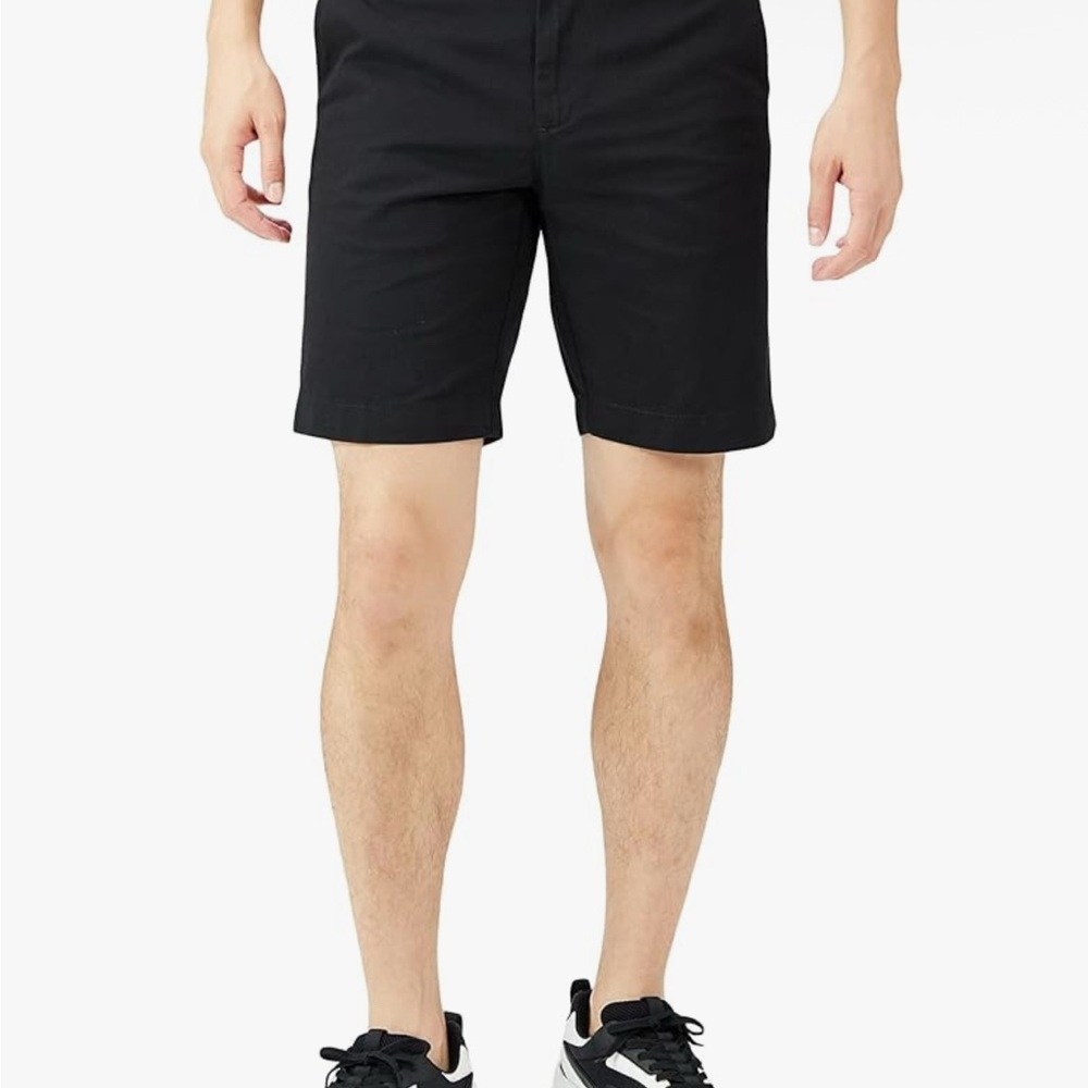 Amazon Essentials Men's Flat Front Black Shorts